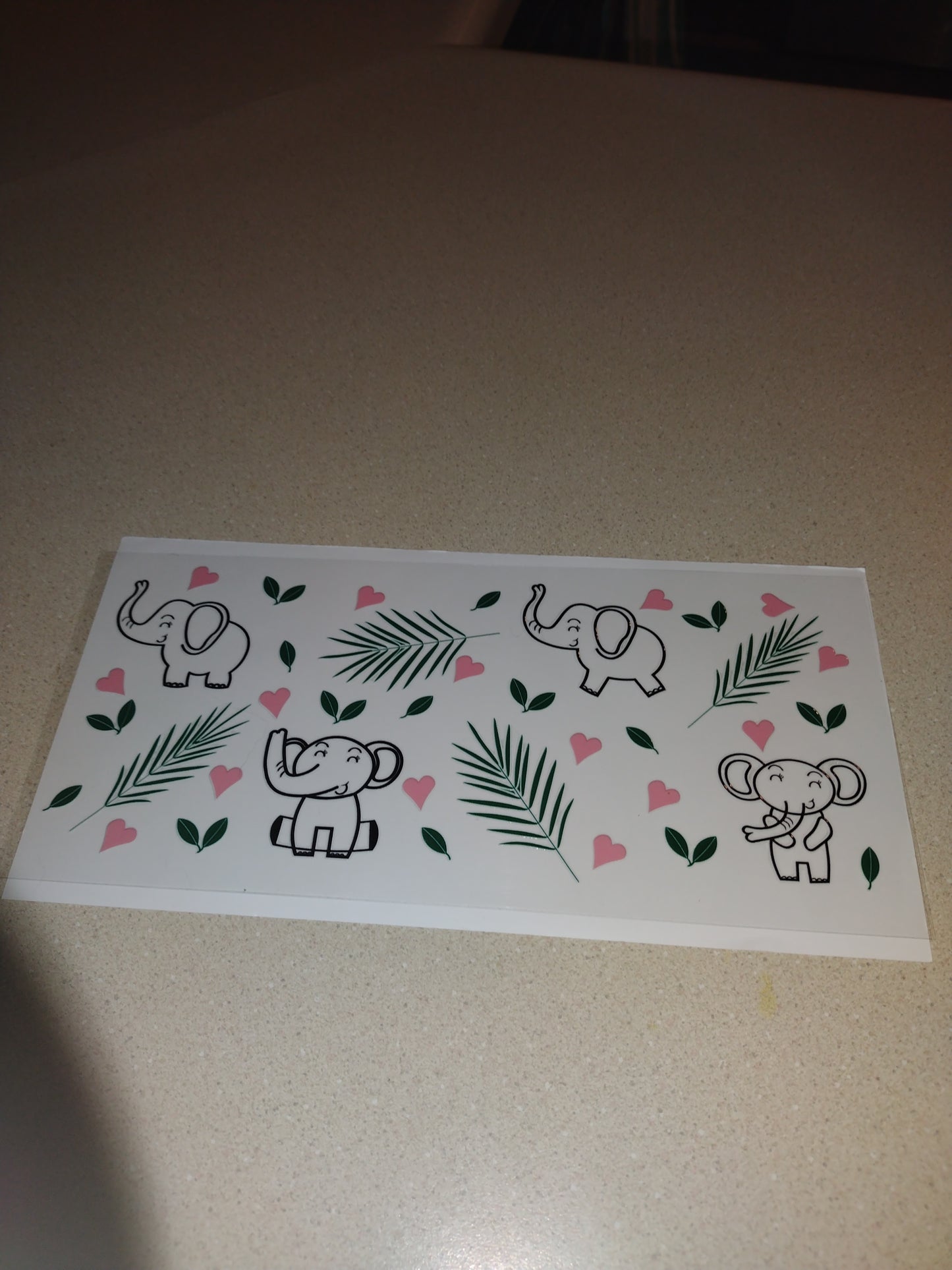 ELEPHANT W/LEAVES UV DTF