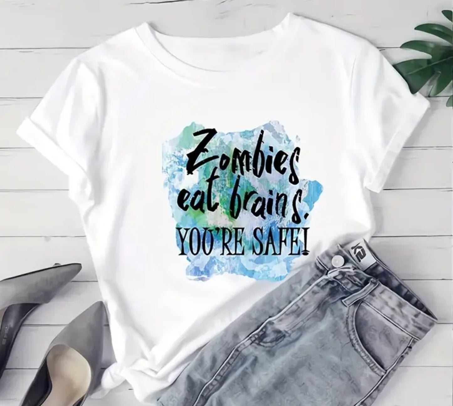 ZOMBIES EAT BRAIN YOUR SAFE T-SHIRT