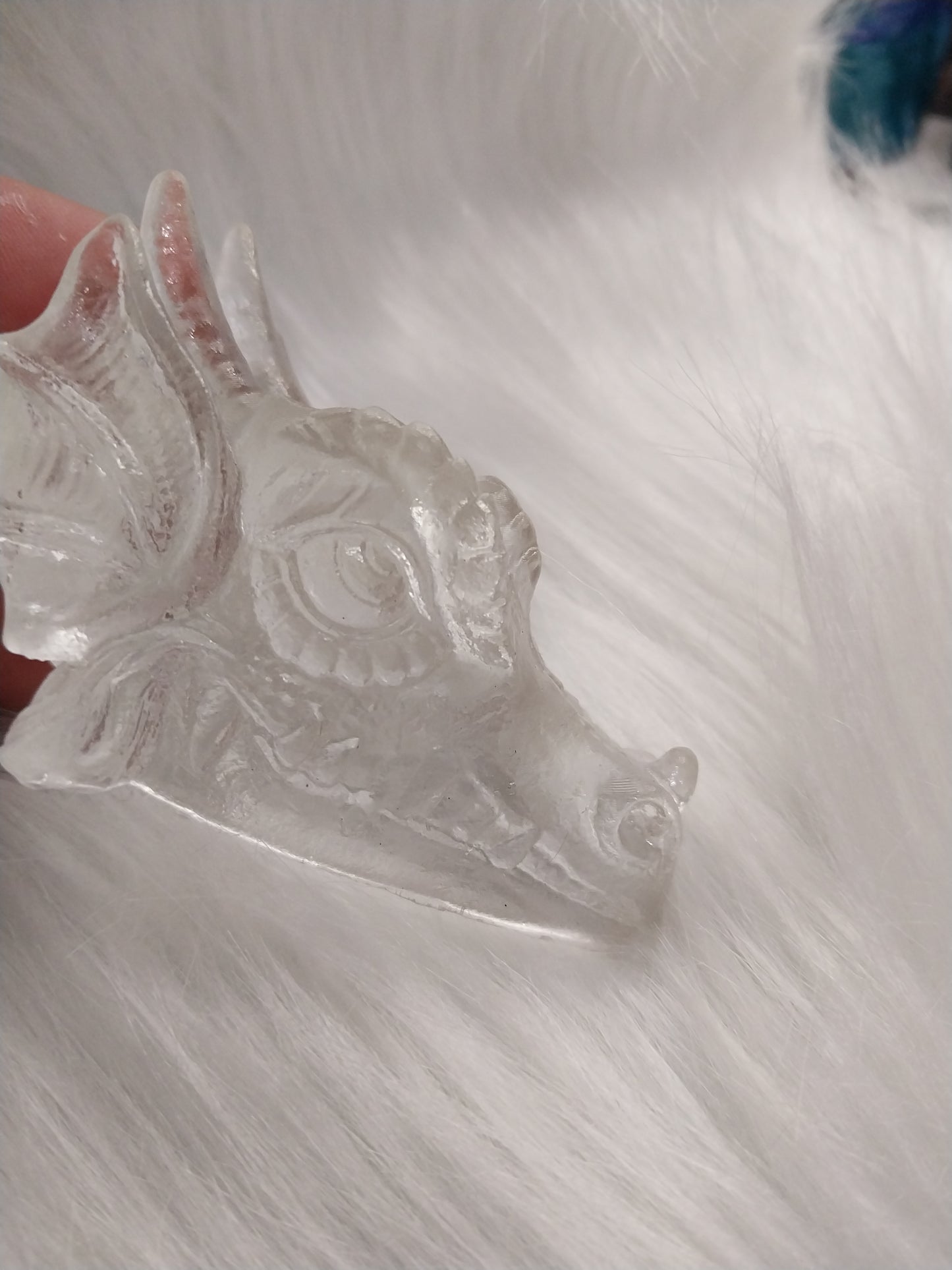 SMALL DRAGON HEAD W/ GLOW