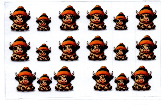 Spotted Highland Cows w/beanie Spray Bottle Wrap 21