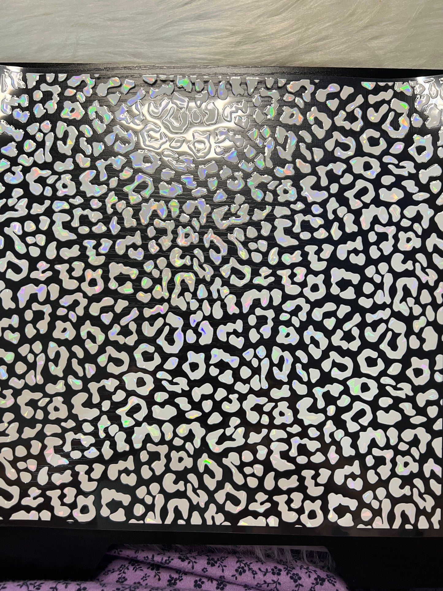Holographic White Leopard Print Element