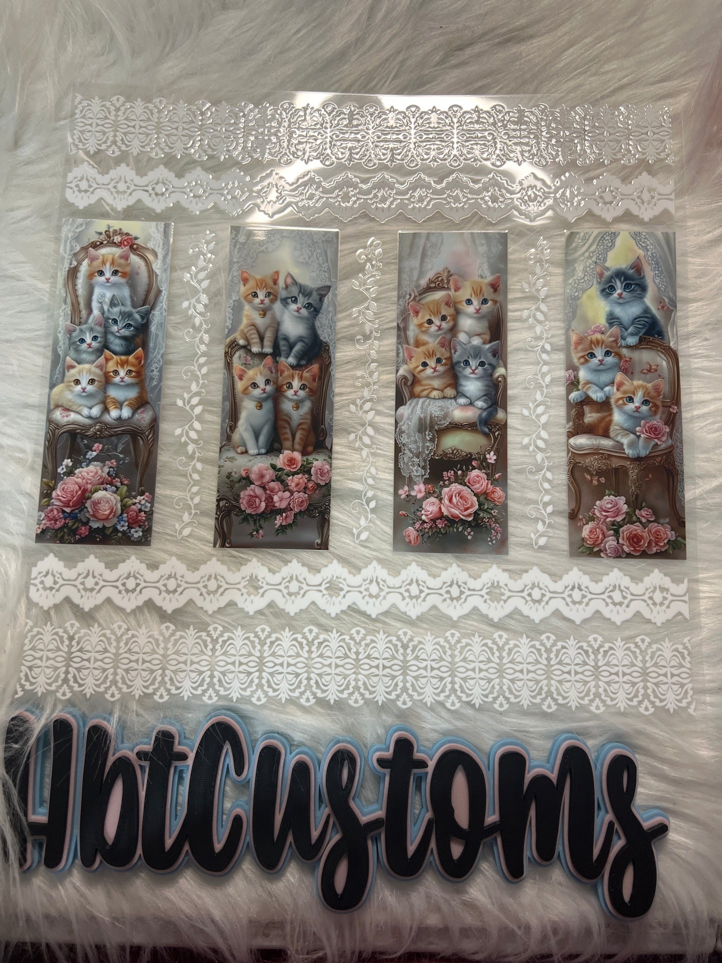 Kittens w/lace bands Element