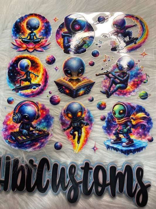 Busy Alien Element