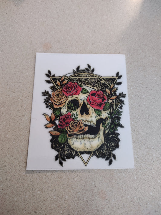 SM SKULL W/ ROSES UV DTF