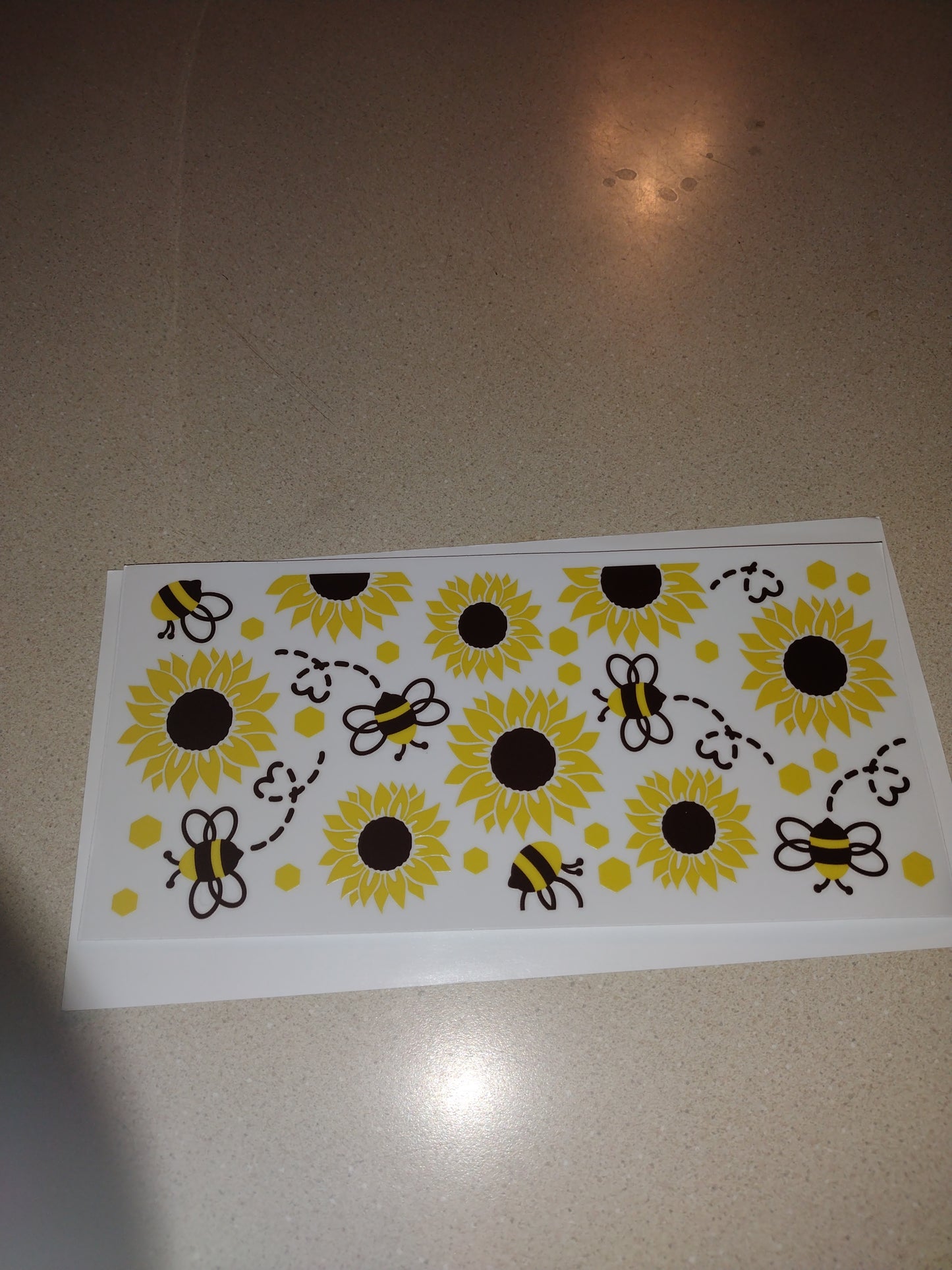 BEES W/ SUNFLOWERS UV DTF