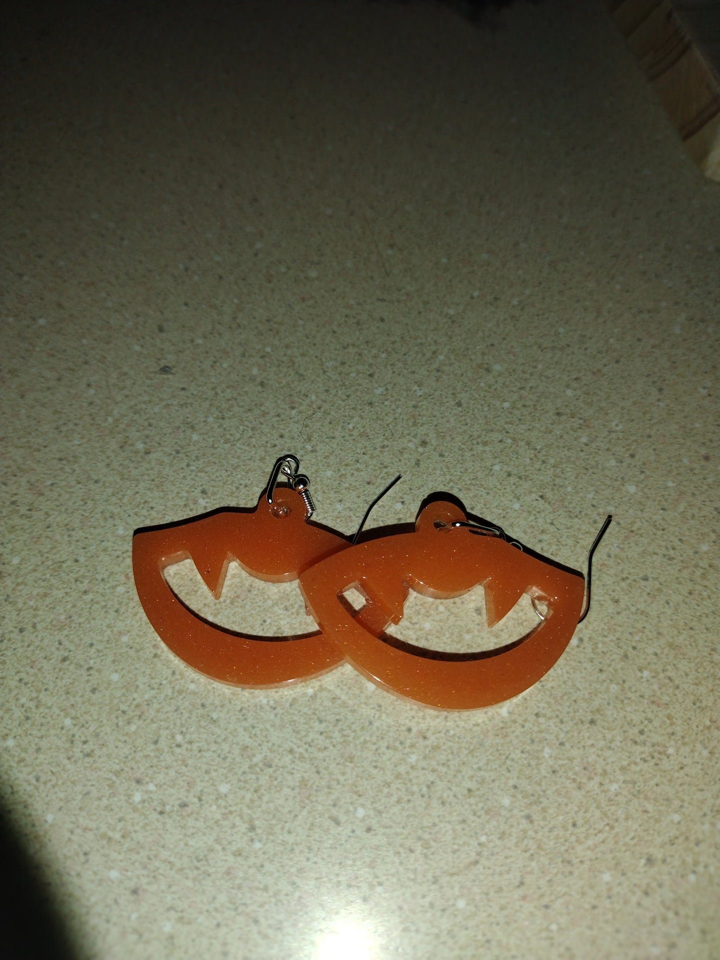 VAMPIRE TEETH EARRINGS